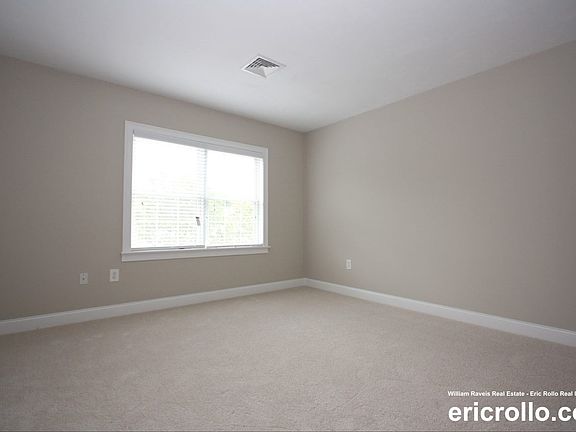 3rd image of 62 Hastings St APT 104