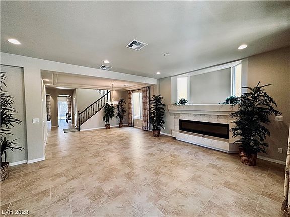 3rd image of 6455 Mount Palomar Ave