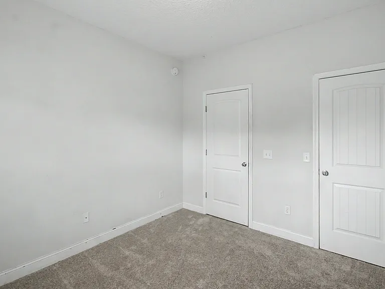 315 Grayson Ave — Photo 16