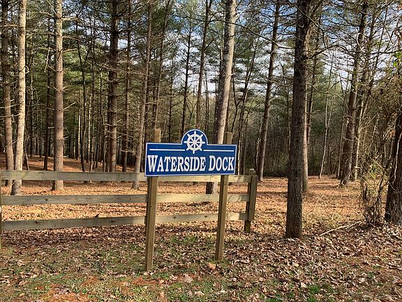 4th image of 2294 Waterside Blvd NW