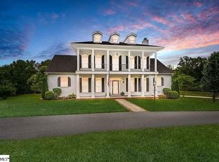 112 Century Ct, Gray Court, SC 29645