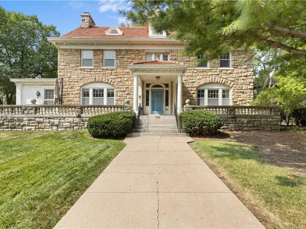 720 Gleed Ter, Kansas City, MO 64109