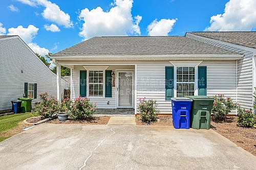 1740 Summerwoods Ln Photo 1