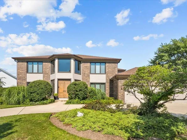 1438 Voltz Rd, Northbrook, IL 60062
