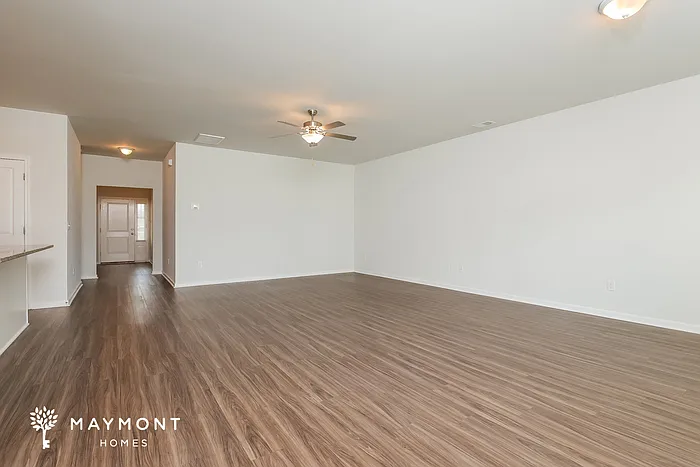 301 Augustine Dr — Photo 6