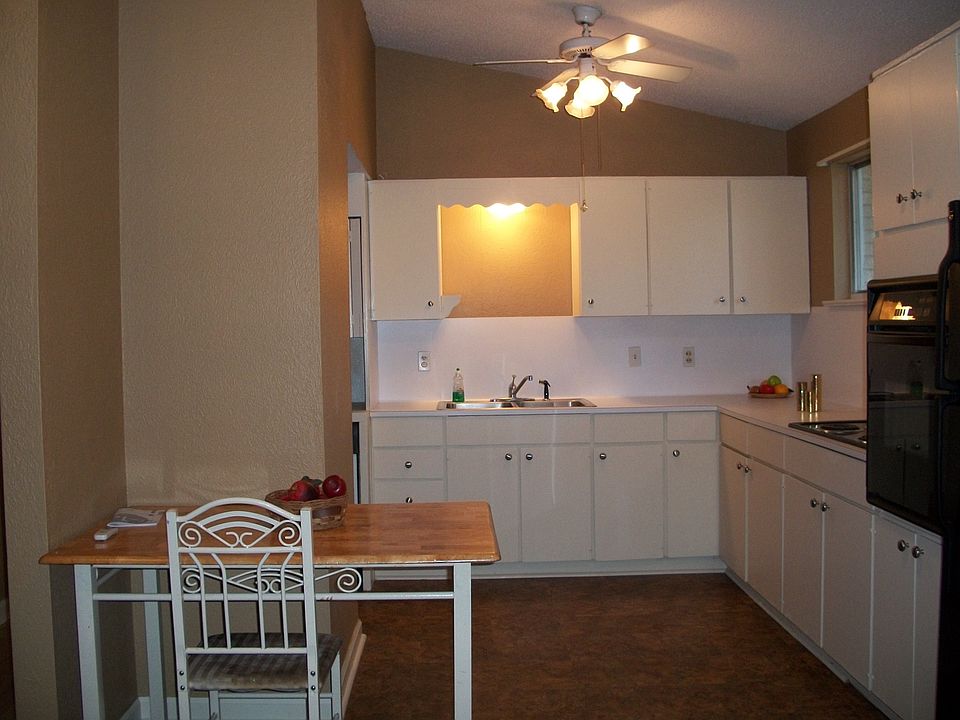 1st image of 1442 Clinton Dr