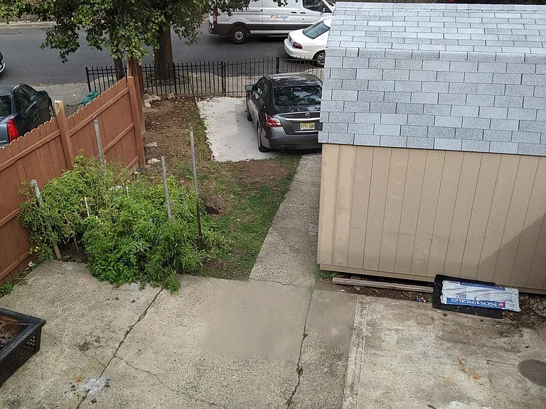134 Kearney Ave — Photo 17
