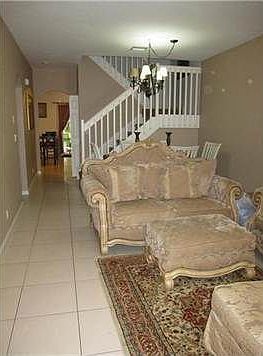 2nd image of 321 Spruce St #321