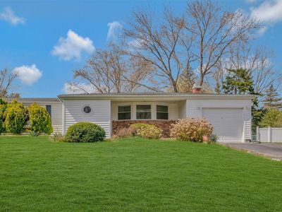 12 College Drive, Stony Brook, NY, 11790