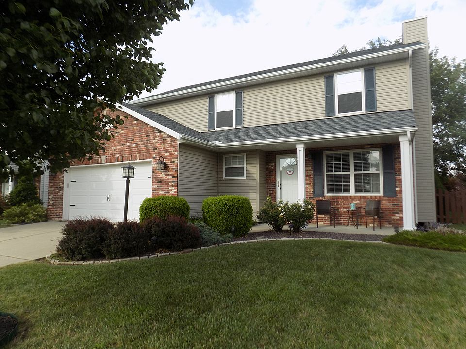 1st image of 67 Julie Dr