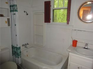 4 High St, Cartersville, VA 23027