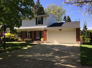 39234 Donald St, Livonia, MI