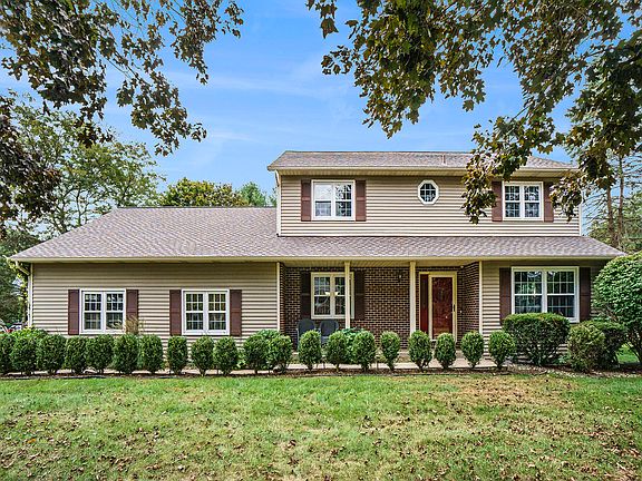 4th image of 7566 Cobblewood Dr