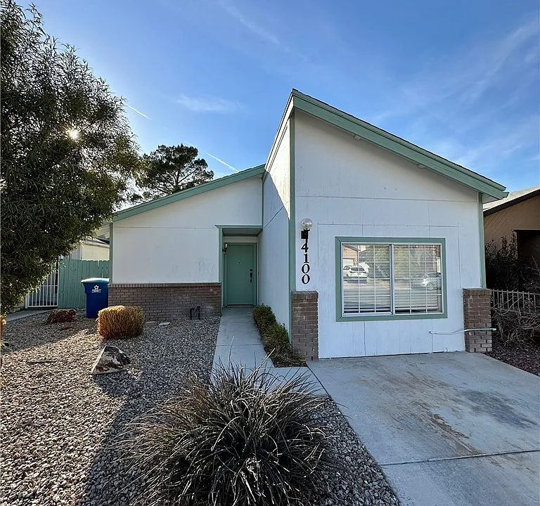 4100 Woodgreen Dr