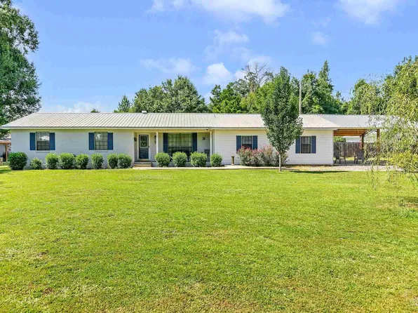 165 Cecil Ln, Brewton, AL 36426