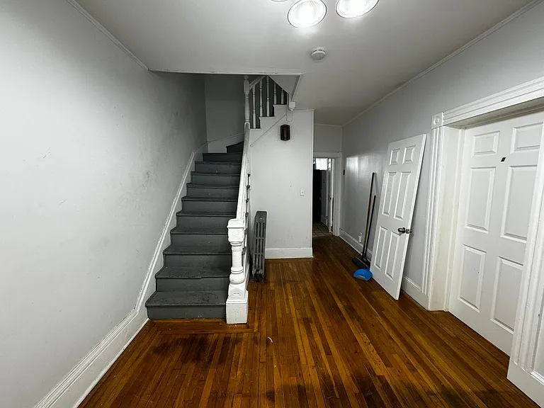 88 Bernard St #RM — Photo 5