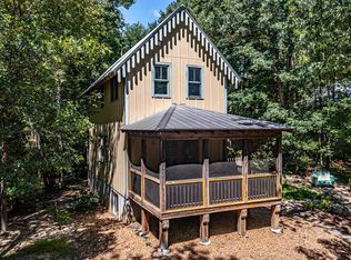 49 Spring St, Irvington, VA 22480