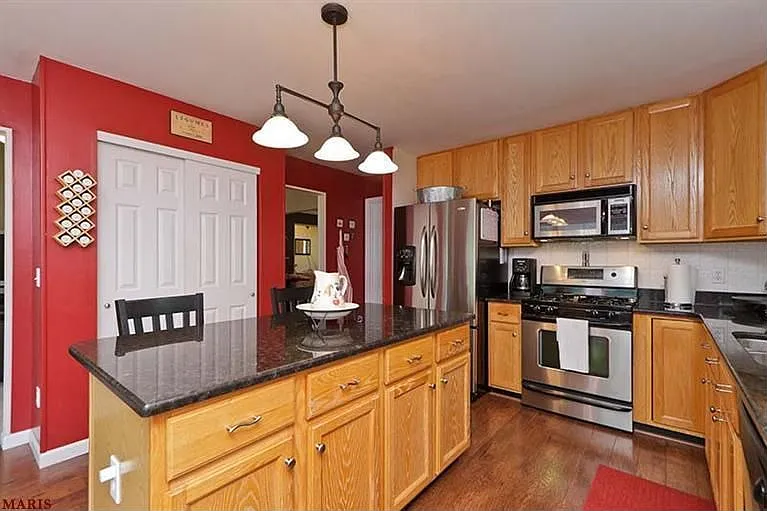 6 Chandler Ct photo 1