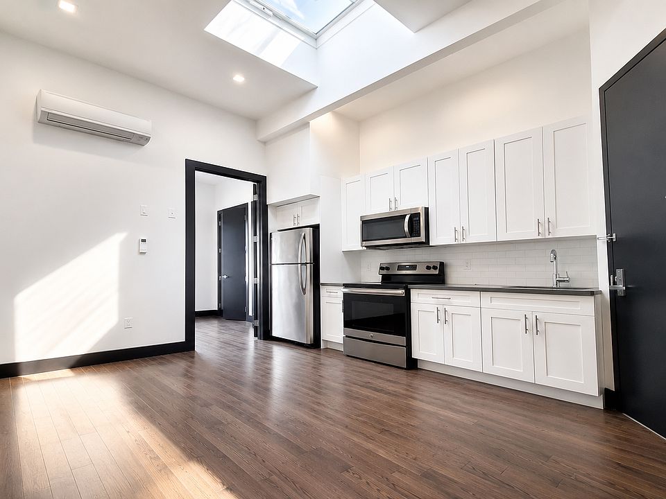 1st image of 216 Knickerbocker Ave #2D