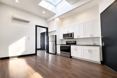 216 Knickerbocker Ave #2D Photo 1