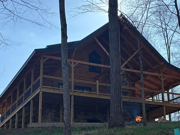 2nd image of 40001 Dawley New Pittsburg Rd