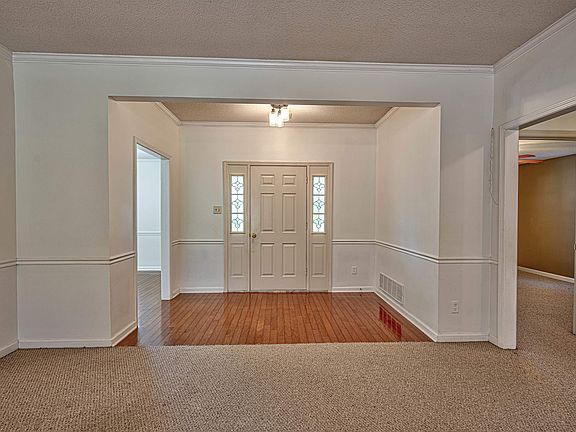 2nd image of 4793 Narcissus Dr