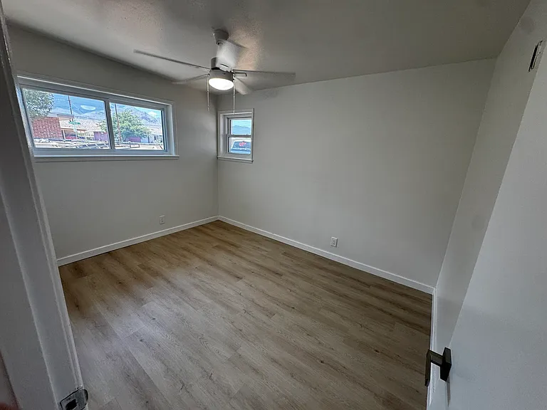 5102 Beals Dr — Photo 15