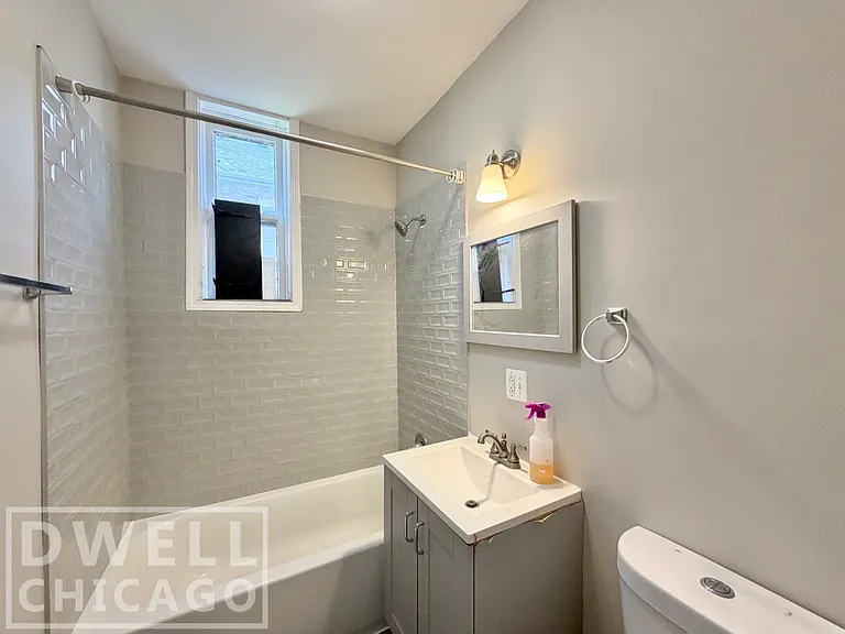 2131 S Fairfield Ave #CH1 — Photo 11