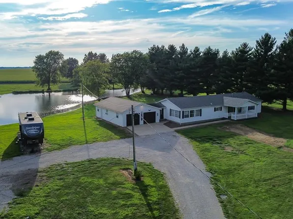 837 Pokey Rd, Pocahontas, IL 62275
