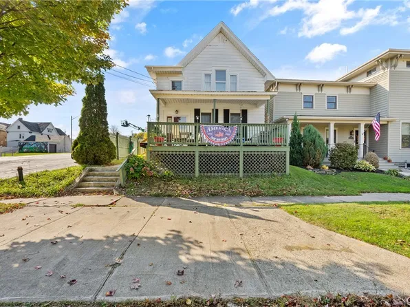 66 W 6th St, Oswego, NY 13126