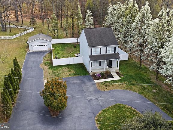2nd image of 7717 Colonial Beach Rd