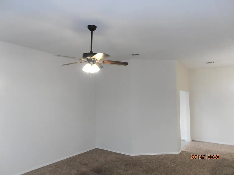 4010 SW Hickory Ln — Photo 6