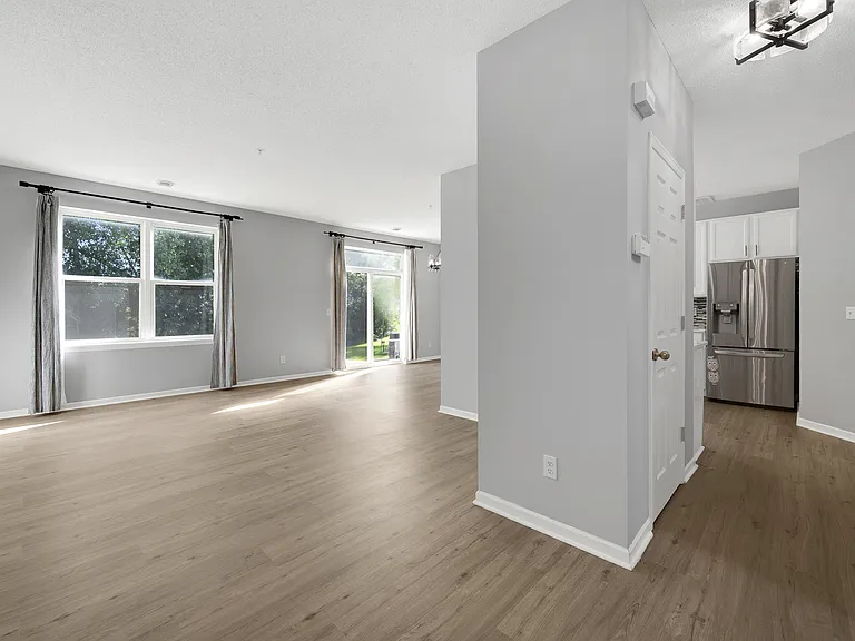 5220 Holly Ln N #3 — Photo 4