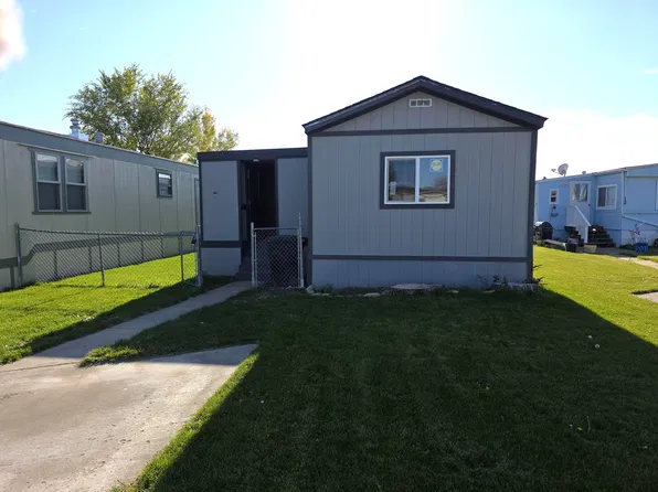 820 Arlington Dr Trailer 11, Billings, MT 59101