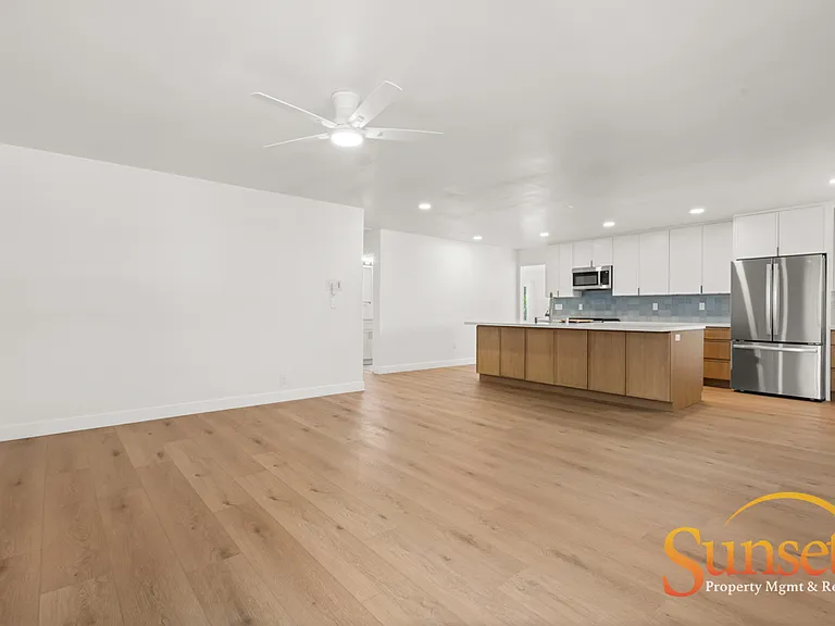 8848 Harness St — Photo 1