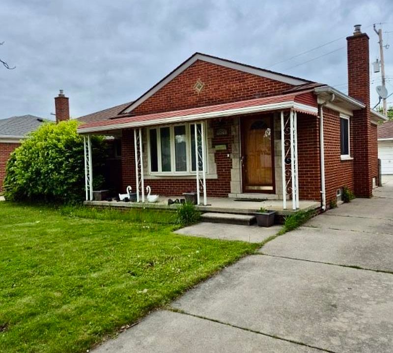 1st image of 24524 Raven Ave
