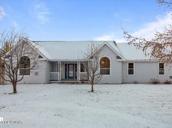 2293 N Thunder Gulch Cir, Palmer, AK 99645