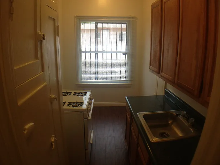 Alexandria Apartments LLC — Photo 29
