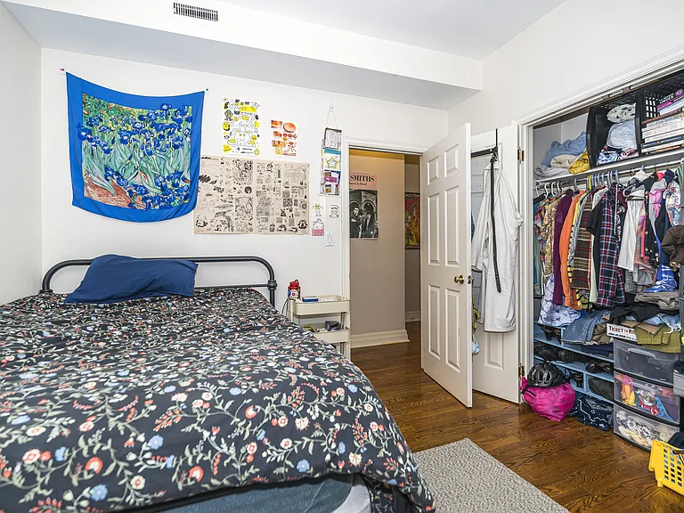 155 Robert St #B — Photo 5
