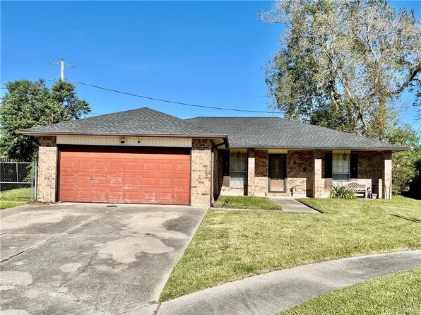 1809 Armant Ct, La Place, LA 70068