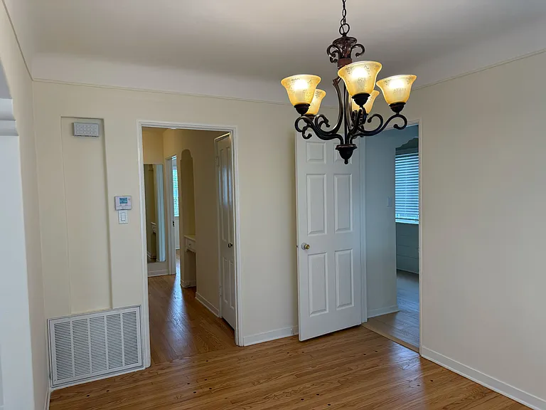 617 W Glenoaks Blvd #617 — Photo 14