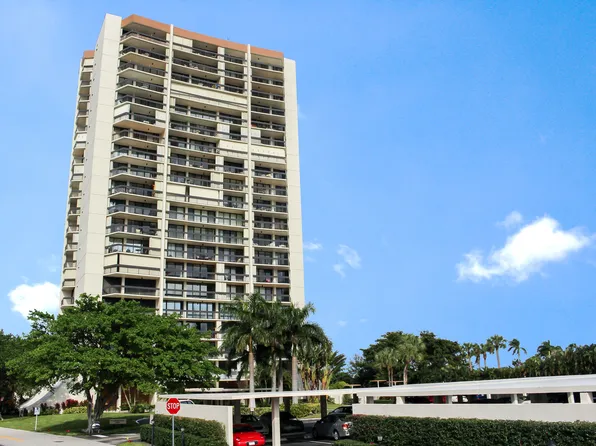 2000 Presidential Way APT 1106, West Palm Beach, FL 33401