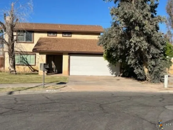 1950 Yucca Dr, El Centro, CA 92243