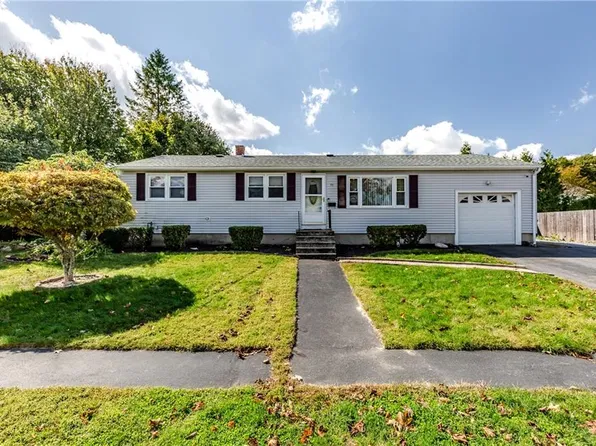 73 Eagle Rd, Cranston, RI 02920