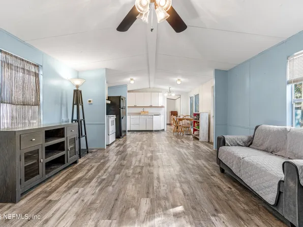 103 WALKER Avenue, Palatka, FL 32177