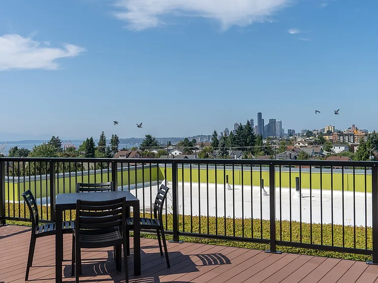 Reverie on Beacon Hill! Modern city living! — Photo 31