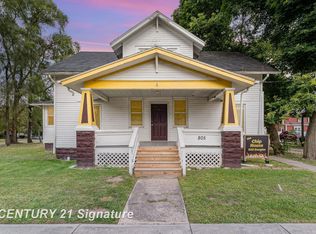 805 S Douglas St #1/2, Mount Pleasant, MI 48858