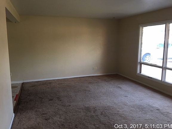 5th image of 610 La Fonda Dr
