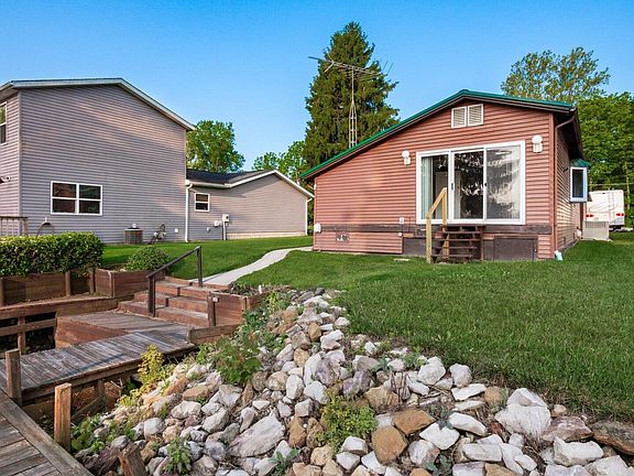 3rd image of 14924 Township Road 403