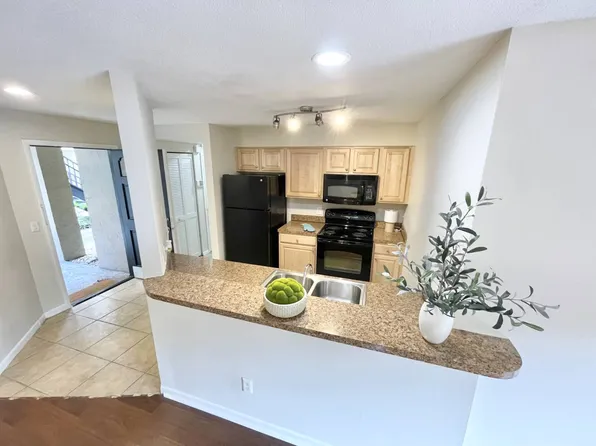 208 S Habana Ave, Tampa, FL 33609